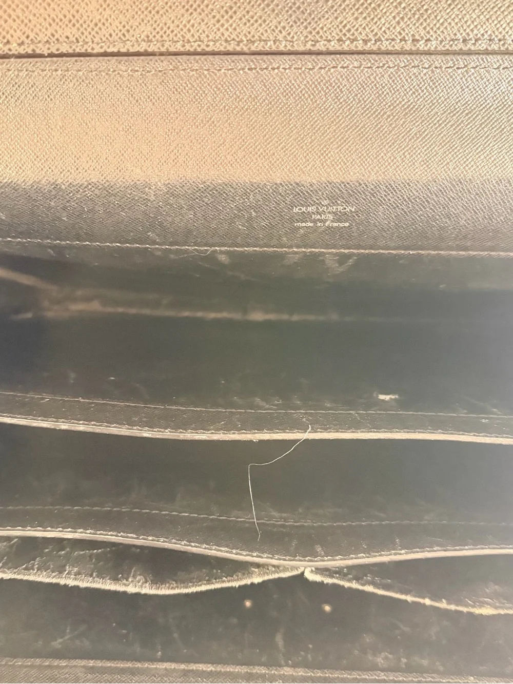 Louis Vuitton Taiga President Classeur Briefcase Black